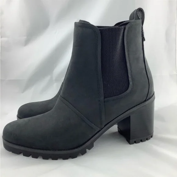 UGG Hazel Leather Waterproof Chelsea Boot - Picture 2 of 8